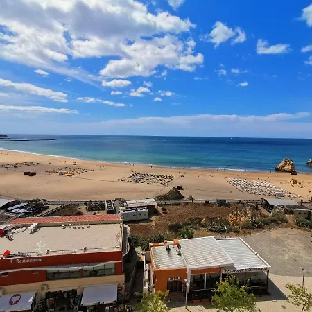 Rocha Varandas Lotus 아파트 *