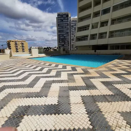 Rocha Varandas Lotus 아파트