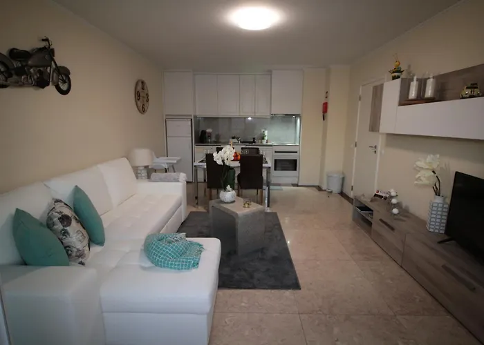 Rocha Varandas Lotus