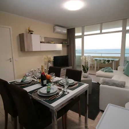 Apartment Rocha Varandas Lotus