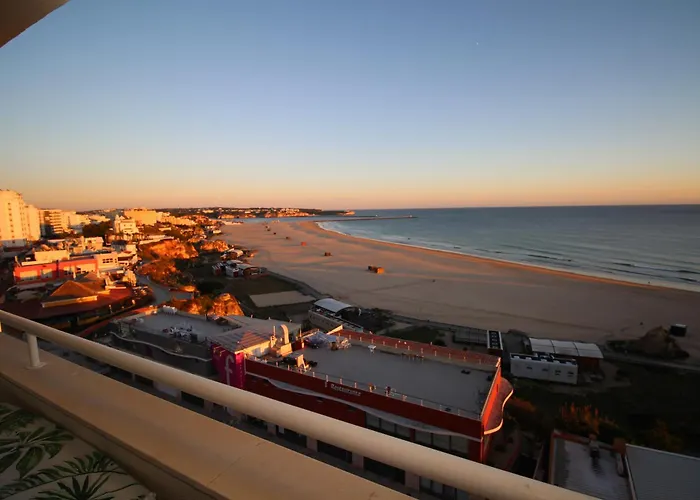 Rocha Varandas Lotus